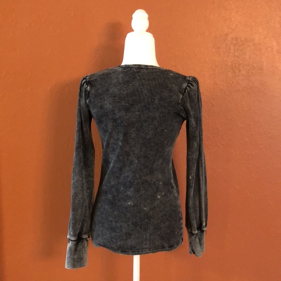 CLOSET CLOSING 7/31 MONO B Long Sleeve Top Small - Picture 4 of 7